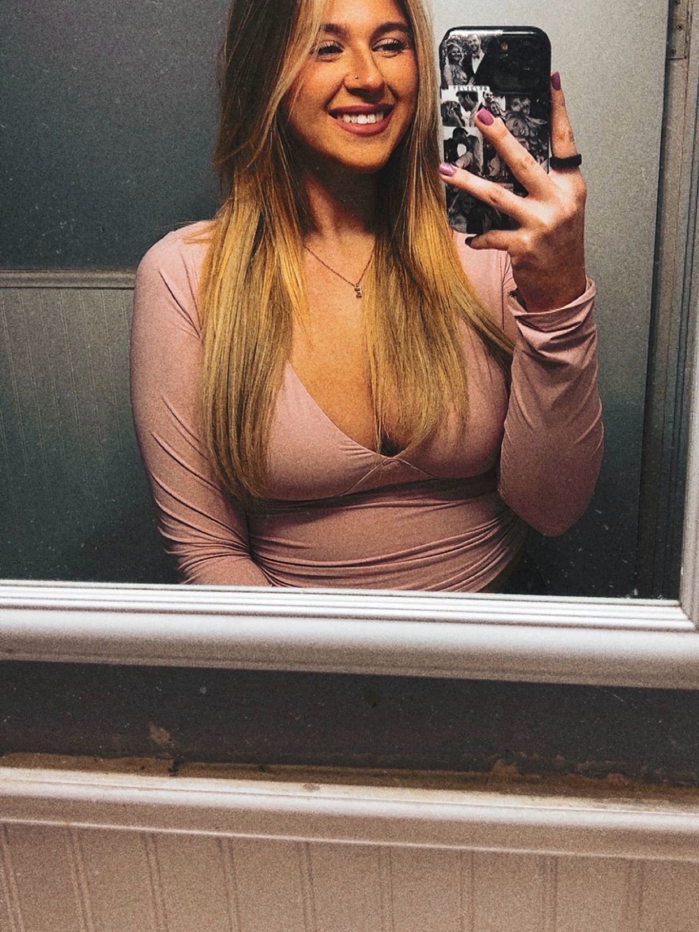 Dusty Rose Long Sleeve V-Neck Top